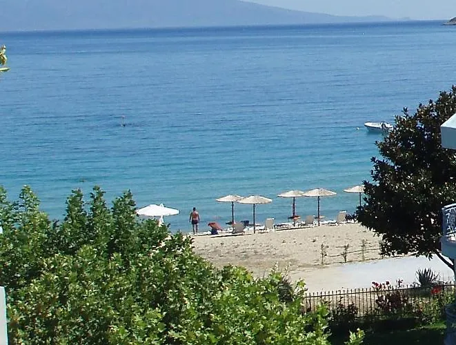 Aegean Seabreeze * Nea Iraklitsa